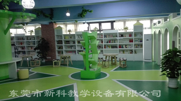 <a href='http://www.lc735.cn/chanpin/110-1.html' target='1' style='font-size:18px; font-weight:bold; color:#000000;'>圖書閱覽室</a>2
