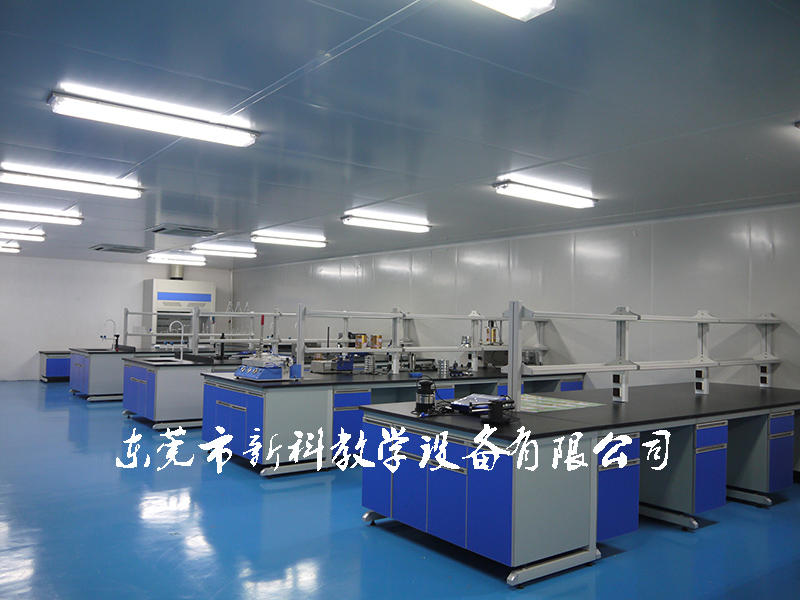 <a href='http://www.lc735.cn/products/63-1.html' target='1' style='font-size:18px; font-weight:bold; color:#000000;'>中央實驗臺</a>案例